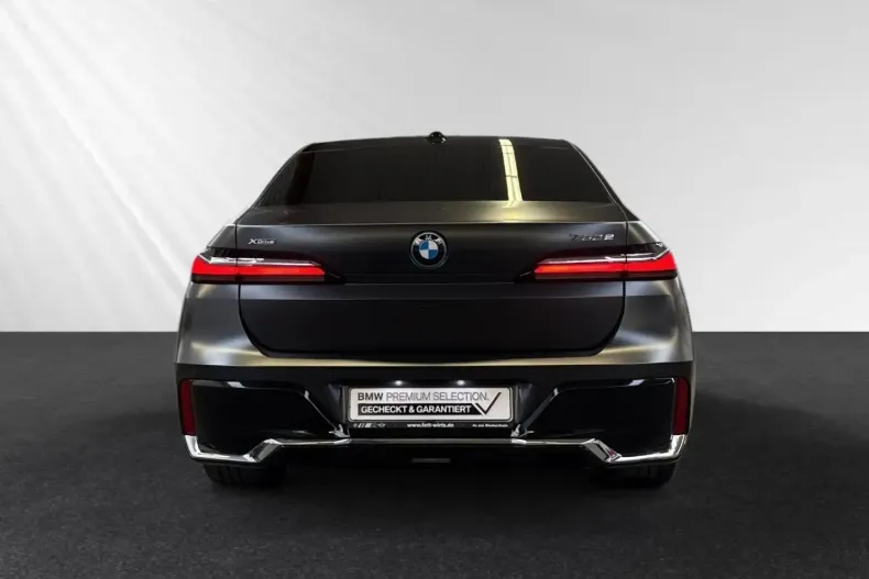 BMW 750 din 2024 cu 11.450 km - oferta BMW162068 - foto 9