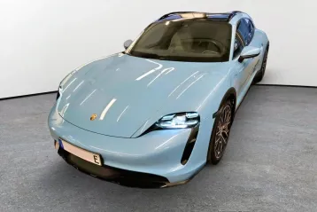 Porsche Taycan din 2022 - oferta POR162072