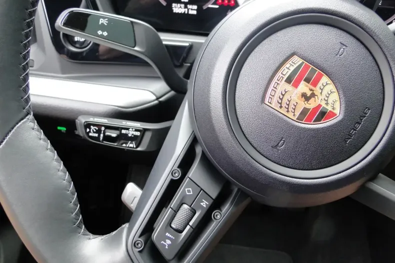 Porsche Cayenne din 2024 cu 15.000 km - oferta POR162073 - foto 16