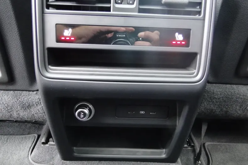 Porsche Cayenne din 2024 cu 15.000 km - oferta POR162073 - foto 26