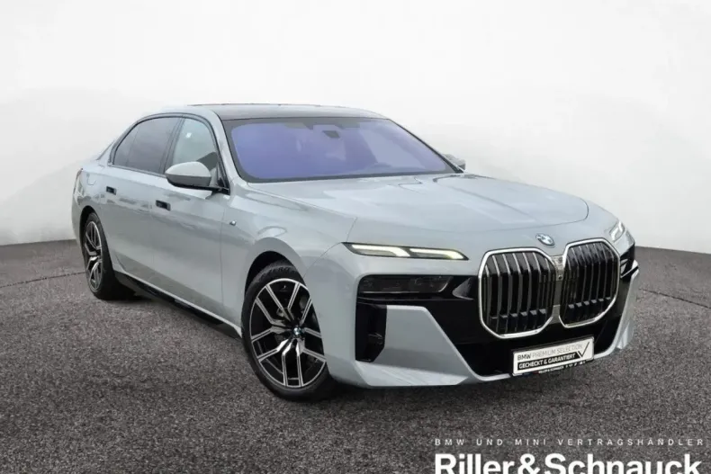 BMW 740 din 2024 cu 14.300 km - oferta BMW162077 - foto 2