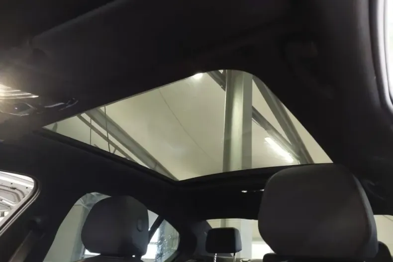 BMW 540 din 2025 cu 27.747 km - oferta BMW162083 - foto 12