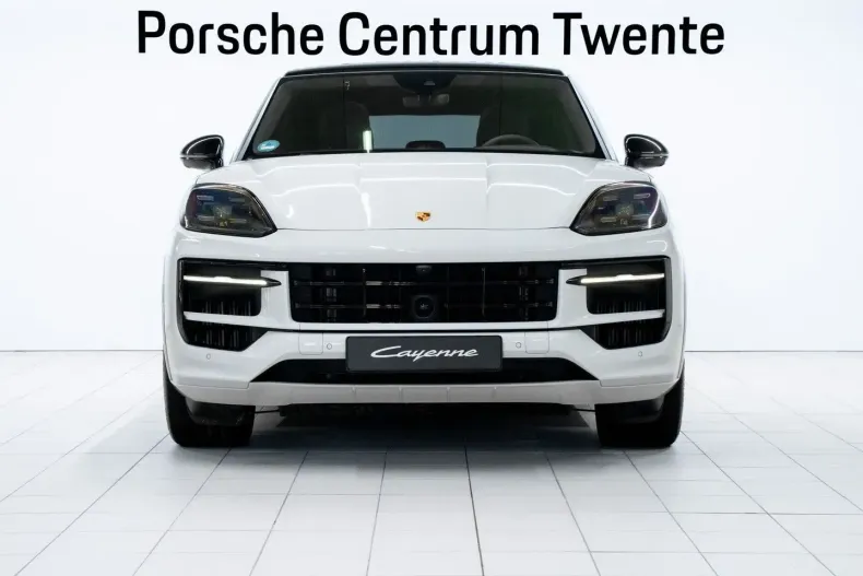 Porsche Cayenne din 2024 cu 16.568 km - oferta POR162085 - foto 2