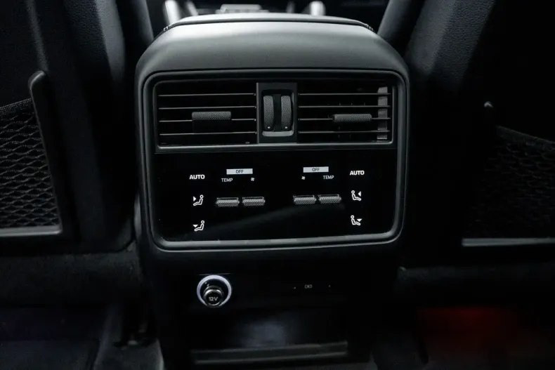 Porsche Cayenne din 2024 cu 16.568 km - oferta POR162085 - foto 31