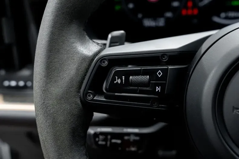 Porsche Cayenne din 2024 cu 16.568 km - oferta POR162085 - foto 34