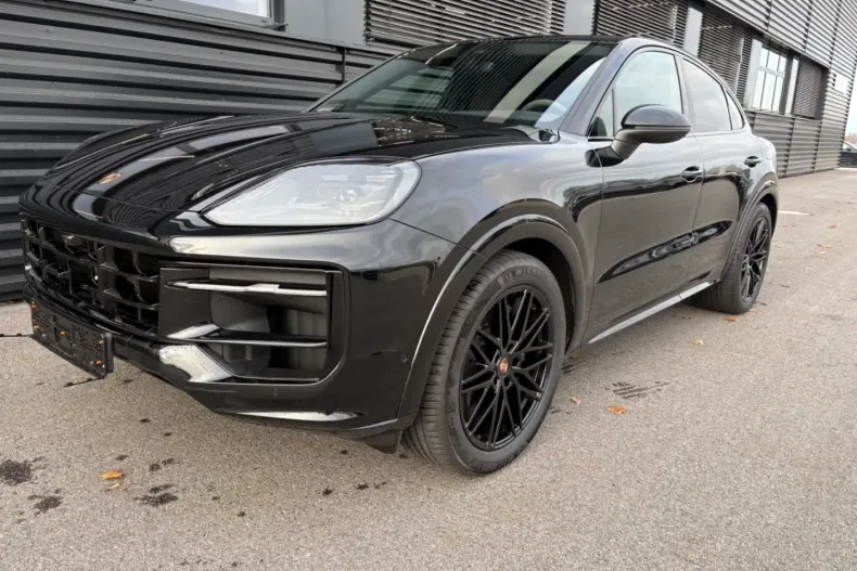 Porsche Cayenne din 2024 cu 25.700 km - oferta POR162086 - foto 9