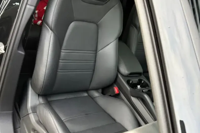 Porsche Cayenne din 2024 cu 25.700 km - oferta POR162086 - foto 17