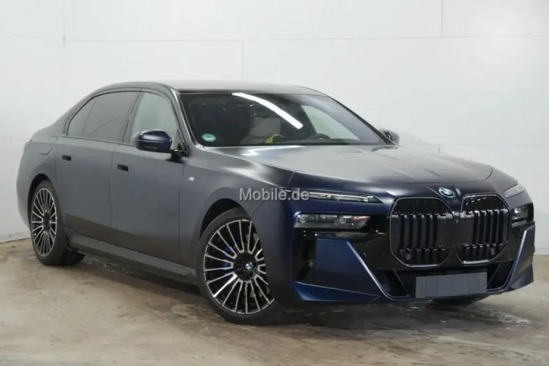 BMW 750 din 2024 cu 48.485 km - oferta BMW162087 - foto 5