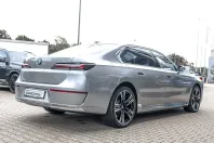 BMW 750 din 2024 cu 49.825 km - oferta BMW162090 - foto 2