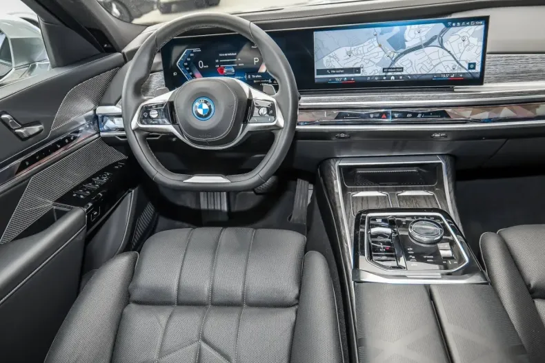 BMW 750 din 2024 cu 49.825 km - oferta BMW162090 - foto 18