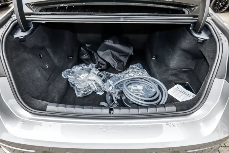 BMW 750 din 2024 cu 49.825 km - oferta BMW162090 - foto 25