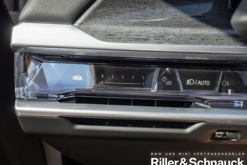 BMW 750 din 2024 cu 16.332 km - oferta BMW162091 - foto 19