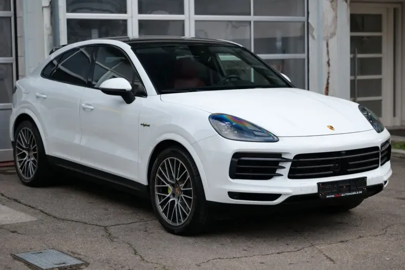 Porsche Cayenne din 2022 cu 63.333 km - oferta POR162095 - foto 4