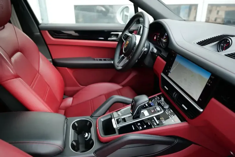 Porsche Cayenne din 2022 cu 63.333 km - oferta POR162095 - foto 19