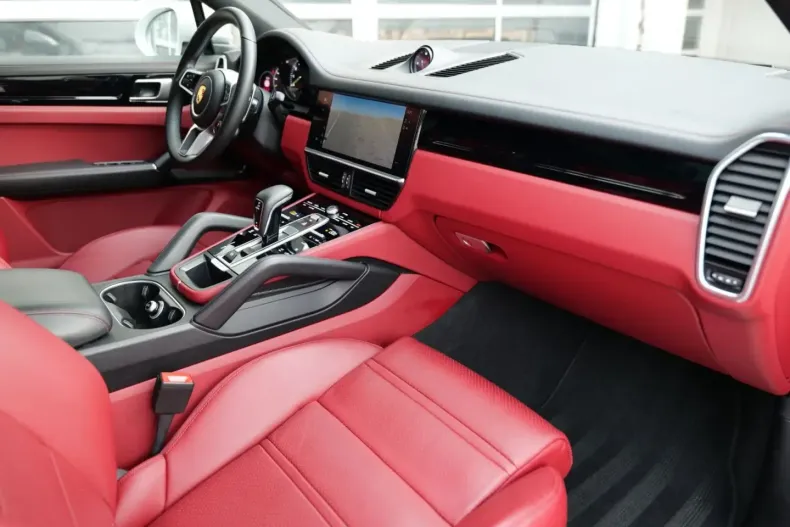 Porsche Cayenne din 2022 cu 63.333 km - oferta POR162095 - foto 20