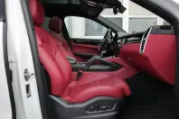 Porsche Cayenne din 2022 cu 63.333 km - oferta POR162095 - foto 21