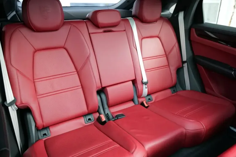 Porsche Cayenne din 2022 cu 63.333 km - oferta POR162095 - foto 28