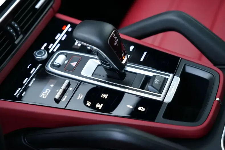 Porsche Cayenne din 2022 cu 63.333 km - oferta POR162095 - foto 29