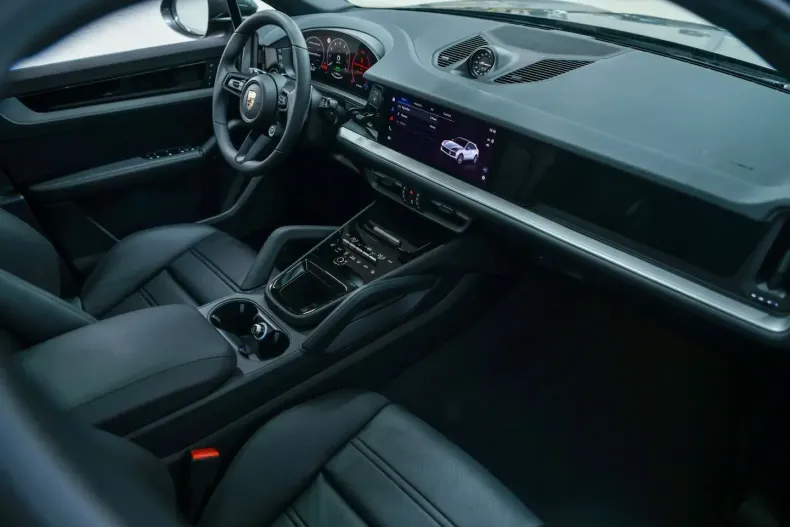 Porsche Cayenne din 2025 cu 29.912 km - oferta POR162097 - foto 24