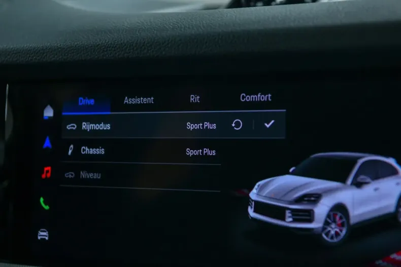 Porsche Cayenne din 2025 cu 29.912 km - oferta POR162097 - foto 30