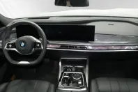 BMW 740 din 2024 cu 9.970 km - oferta BMW162100 - foto 5