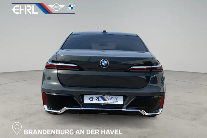 BMW 740 din 2024 cu 18.081 km - oferta BMW162101 - foto 4