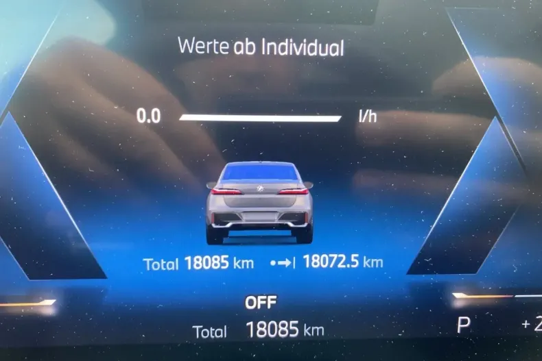 BMW 740 din 2024 cu 18.081 km - oferta BMW162101 - foto 21