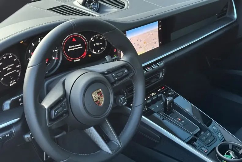 Porsche 992 din 2024 cu 20.200 km - oferta POR162109 - foto 7