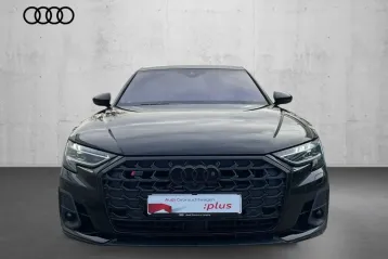 Audi S8 din 2024 - oferta AUD162110