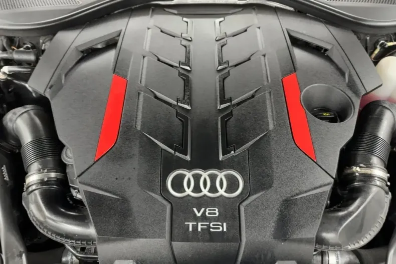 Audi S8 din 2024 cu 19.400 km - oferta AUD162113 - foto 12