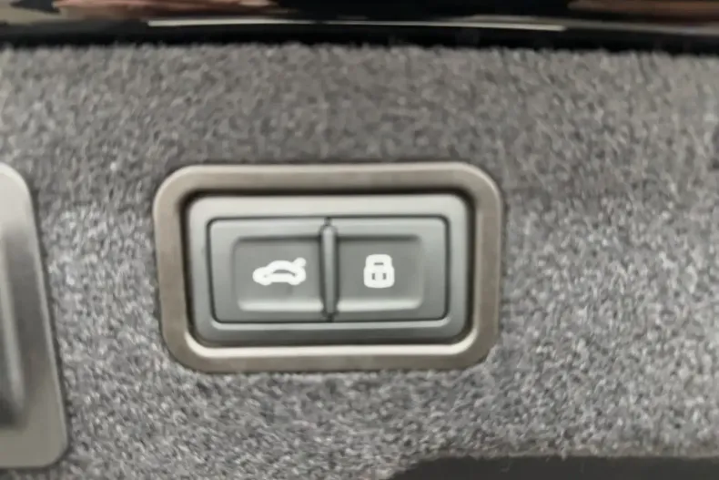 Audi S8 din 2024 cu 19.400 km - oferta AUD162113 - foto 13