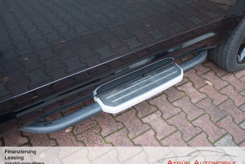 Land Rover Defender din 2022 cu 44.976 km - oferta LAN162114 - foto 22