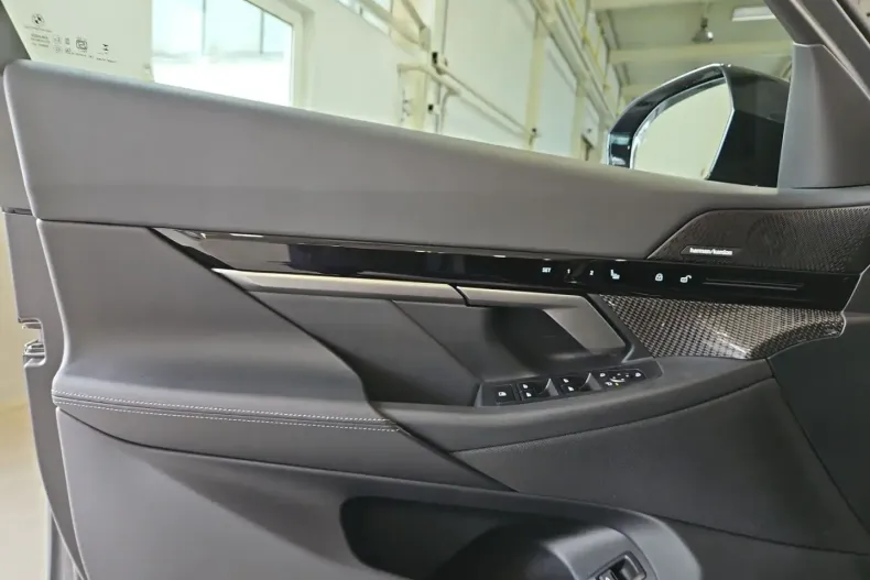 BMW 540 din 2024 cu 28.195 km - oferta BMW162115 - foto 18