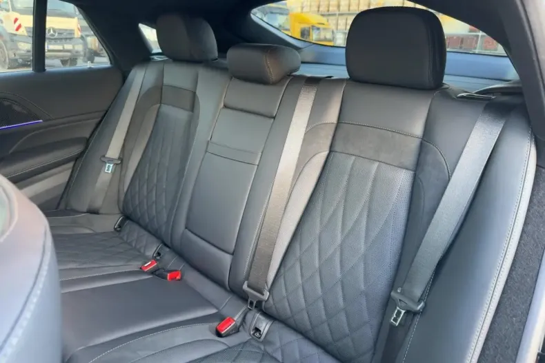 Mercedes-Benz GLE 63 AMG din 2023 cu 35.047 km - oferta MER162121 - foto 16