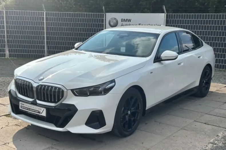 BMW 520 din 2025 cu 15.600 km - oferta BMW162131 - foto 1