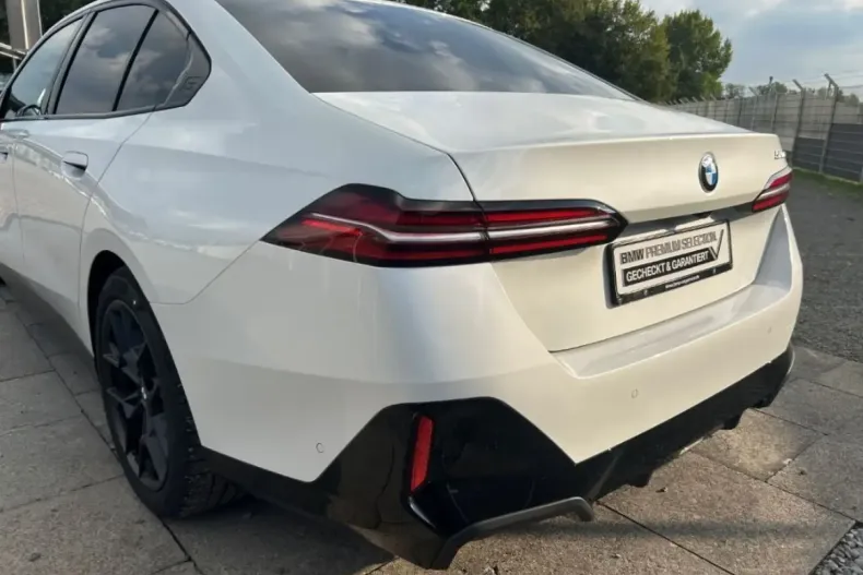 BMW 520 din 2025 cu 15.600 km - oferta BMW162131 - foto 8