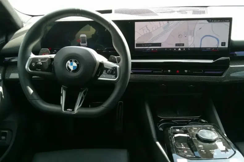 BMW 520 din 2025 cu 15.600 km - oferta BMW162131 - foto 9