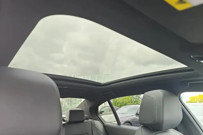 BMW 520 din 2024 cu 26.101 km - oferta BMW162132 - foto 14