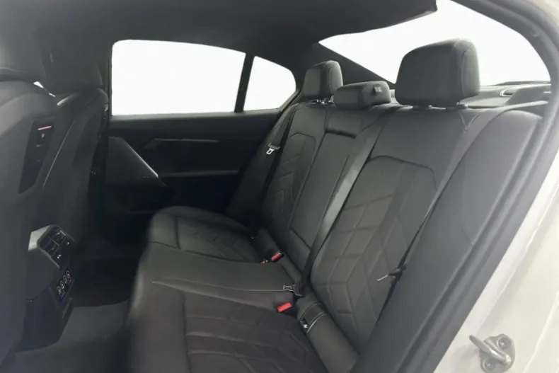 BMW 520 din 2025 cu 22.573 km - oferta BMW162138 - foto 12