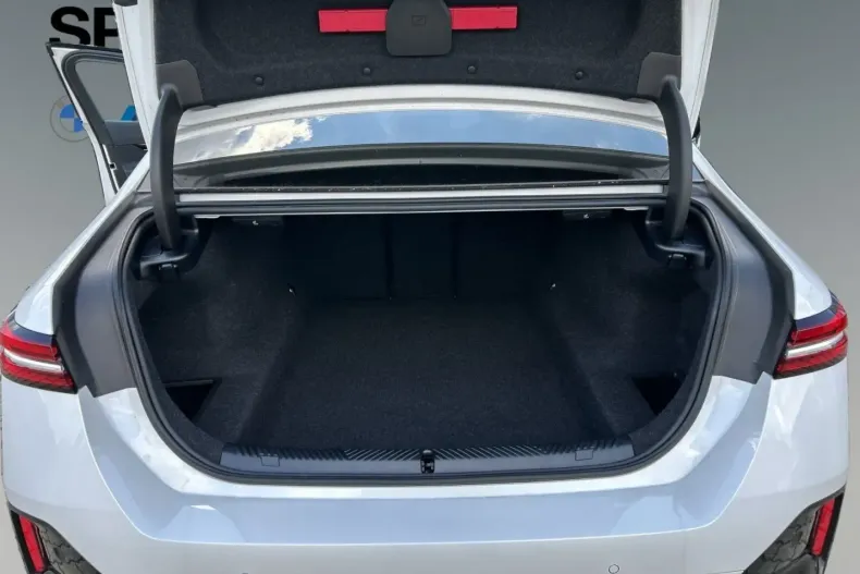 BMW 520 din 2024 cu 25.577 km - oferta BMW162139 - foto 13