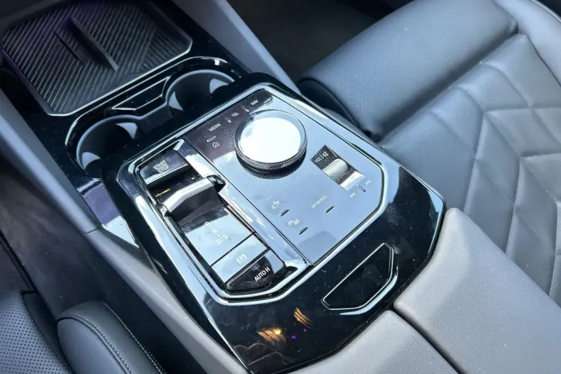 BMW 520 din 2024 cu 25.577 km - oferta BMW162139 - foto 20