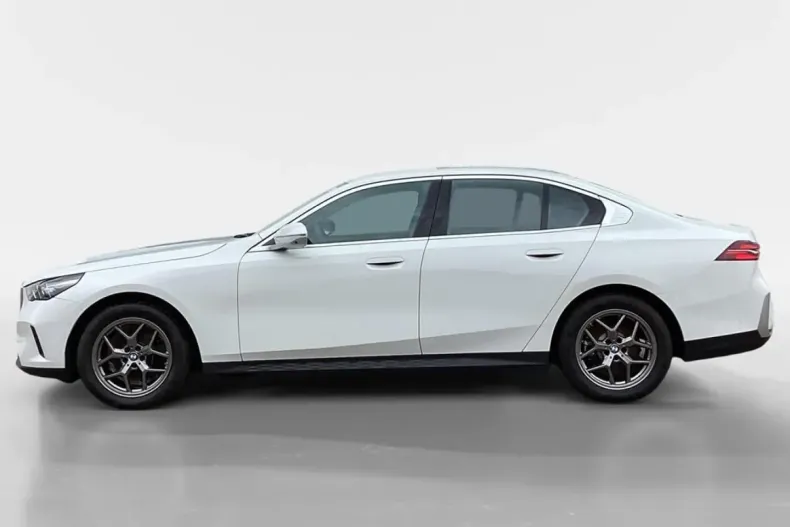 BMW 520 din 2024 cu 27.400 km - oferta BMW162140 - foto 3