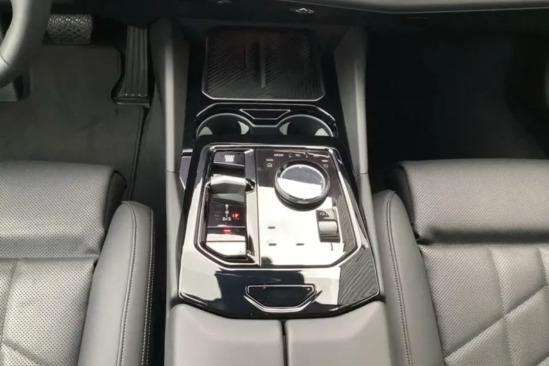 BMW 520 din 2024 cu 27.400 km - oferta BMW162140 - foto 8