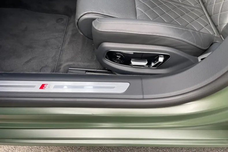 Audi A8 din 2024 cu 6.915 km - oferta AUD162152 - foto 20