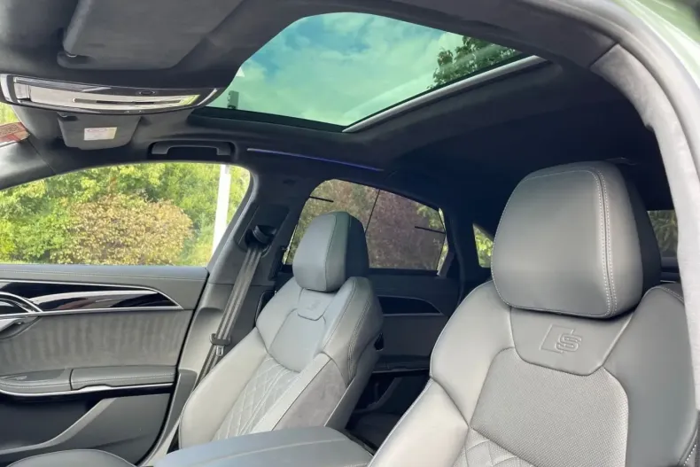 Audi A8 din 2024 cu 6.915 km - oferta AUD162152 - foto 21