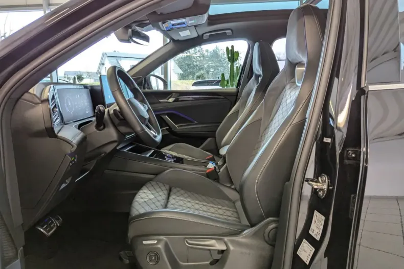 Volkswagen Tiguan din 2025 cu 24.826 km - oferta VOL162154 - foto 12