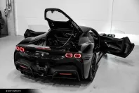 Ferrari SF90 din 2023 cu 6.000 km - oferta FER162161 - foto 9