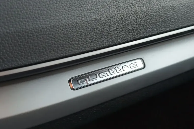 Audi Q5 din 2023 cu 64.100 km - oferta AUD162165 - foto 19