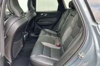 Volvo XC60 din 2022 cu 37.641 km - oferta VOL162166 - foto 14