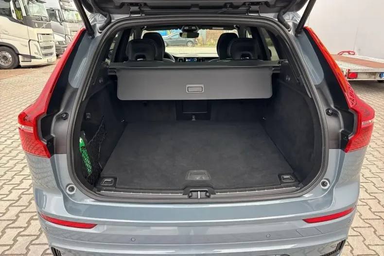 Volvo XC60 din 2022 cu 37.641 km - oferta VOL162166 - foto 16